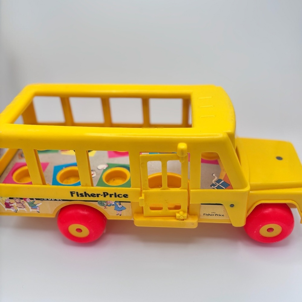 Vintage Fisher Price Little People School Bus Toy 192